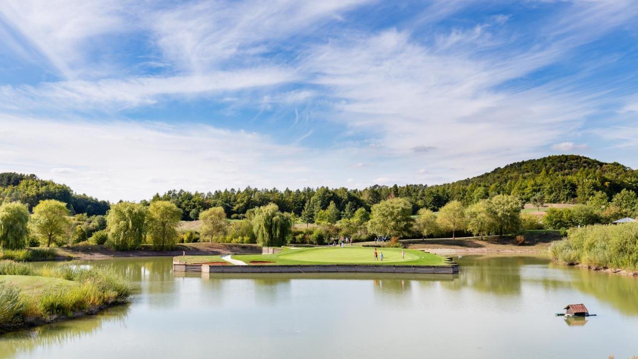Relais & Chateaux Hardenberg Burghotel Нёртен-Харденберг Экстерьер фото