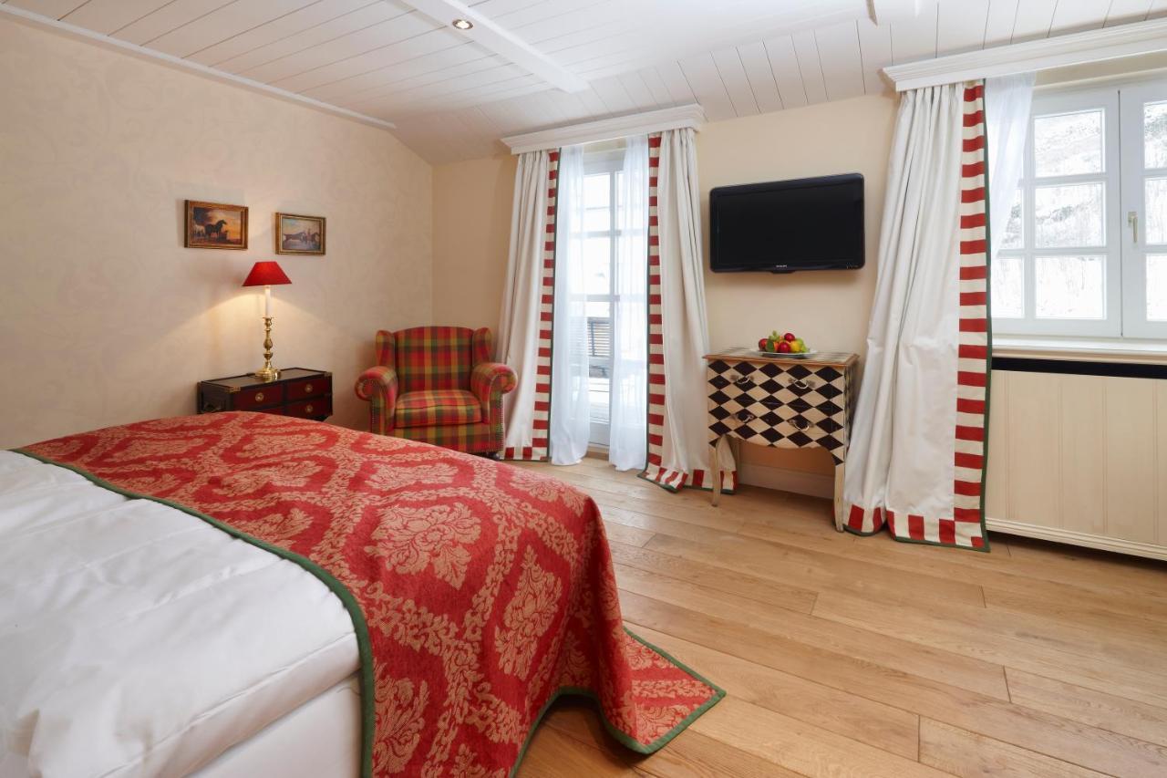 Relais & Chateaux Hardenberg Burghotel Нёртен-Харденберг Экстерьер фото