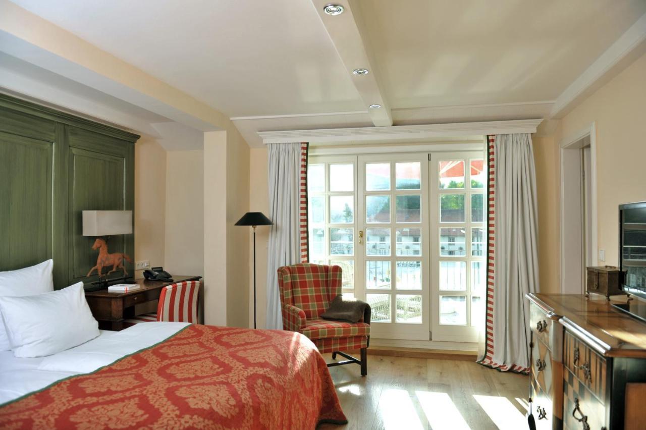Relais & Chateaux Hardenberg Burghotel Нёртен-Харденберг Экстерьер фото