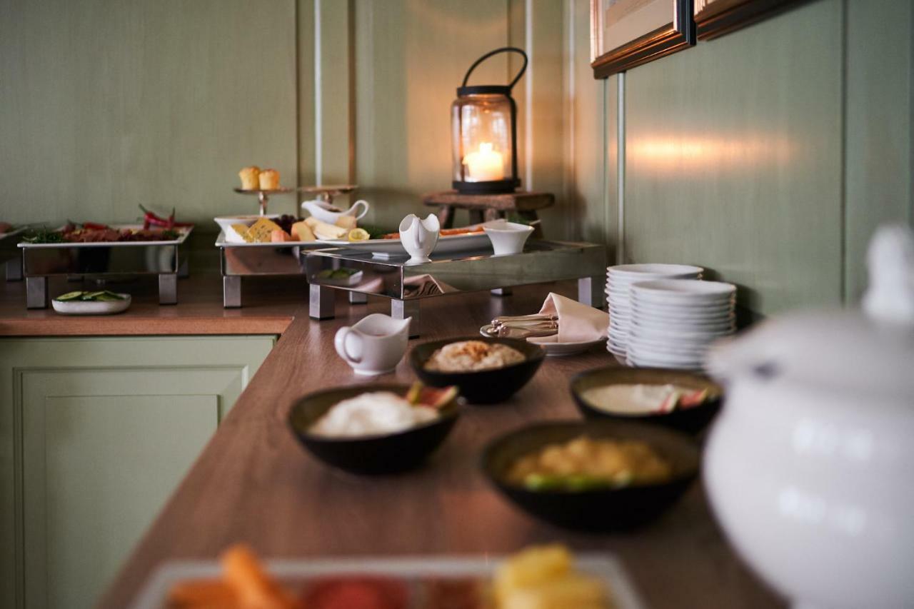 Relais & Chateaux Hardenberg Burghotel Нёртен-Харденберг Экстерьер фото